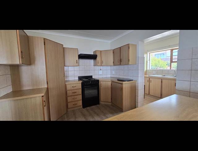 4 BEDROOM HOUSE FOR SALE IN REEBOK